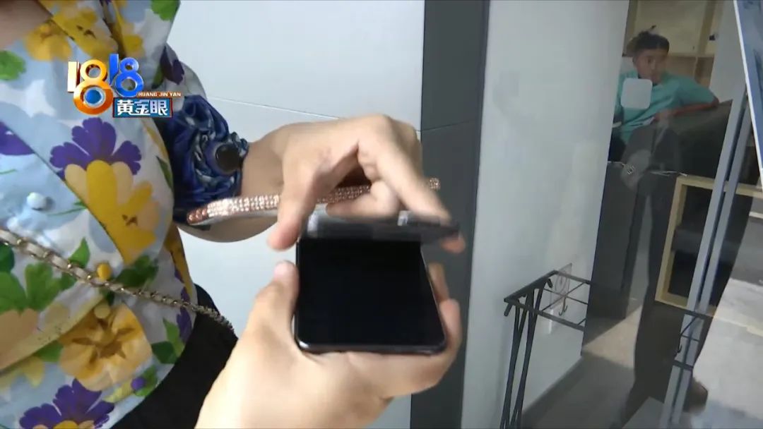 DƬ